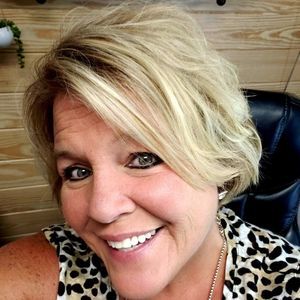 Meet your Posher, Annette